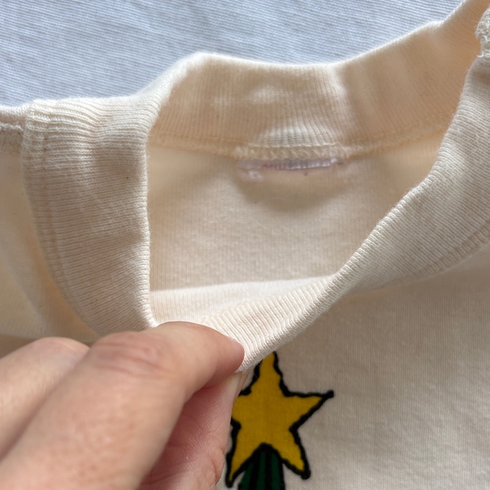 Hanna Andersson x Peanuts Christmas Kids Pajama Set - Cream and Green - Picture 5 of 9